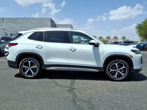 New 2026 Volkswagen Tiguan SE AWD/4WD image 6