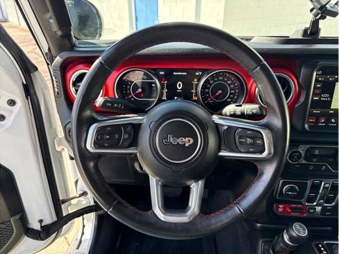 Used 2019 Jeep Wrangler Unlimited Rubicon image 33