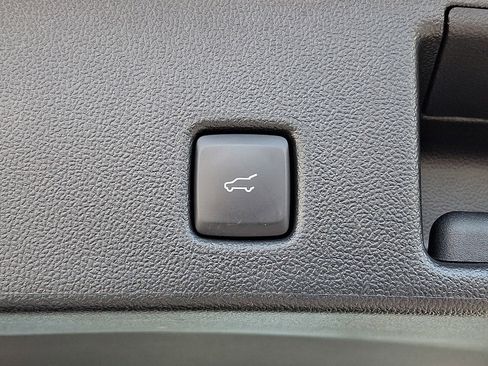 Certified 2023 Ford Escape Active image 25