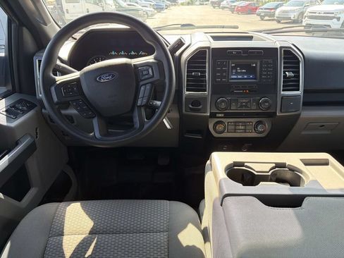 Used 2017 Ford F150 XLT RWD image 16