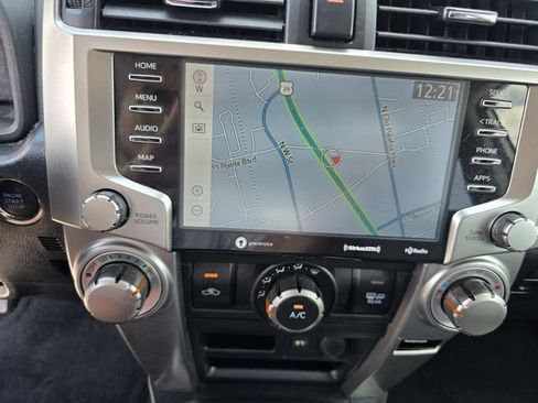Used 2020 Toyota 4Runner SR5 Premium w/ Moonroof Package RWD image 11