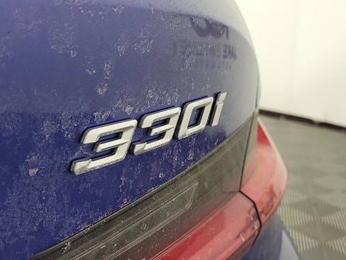 Used 2019 BMW 330i xDrive Sedan w/ M Sport Package image 7