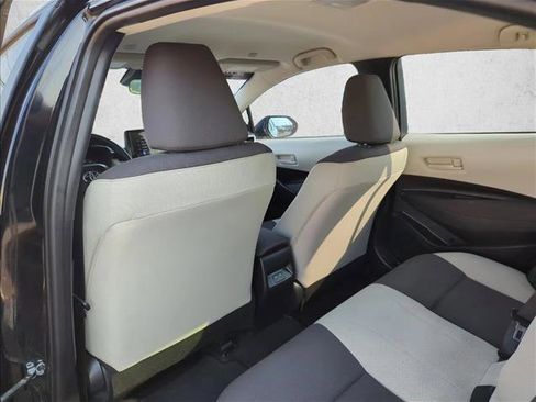 Used 2025 Toyota Corolla LE FWD image 16