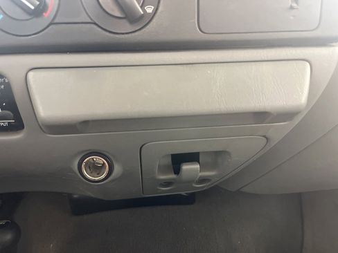 Used 2006 Ford F250 XLT image 23