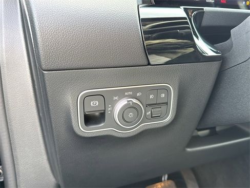 Certified 2025 Mercedes-Benz GLA 250 4MATIC image 22