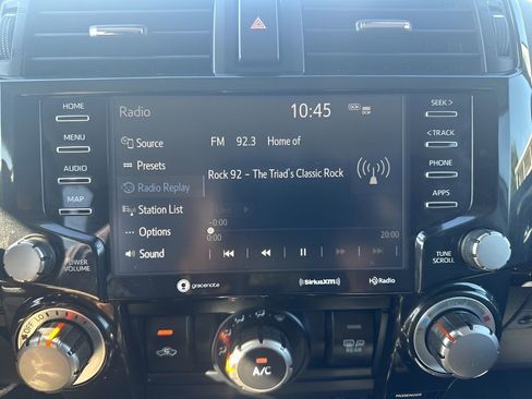 Used 2024 Toyota 4Runner TRD Off-Road Premium image 17