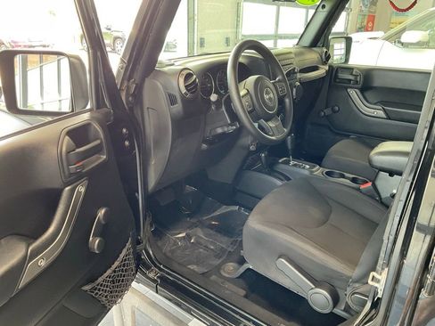 Used 2016 Jeep Wrangler Unlimited Sport AWD/4WD image 9
