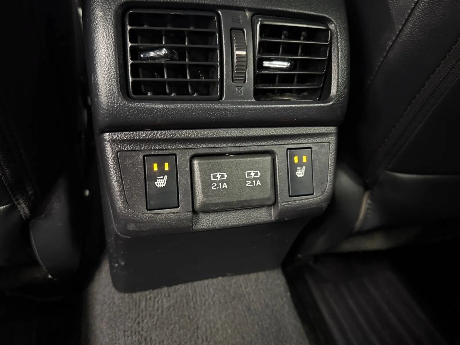 Used 2019 Subaru Outback 3.6R Limited AWD/4WD image 33