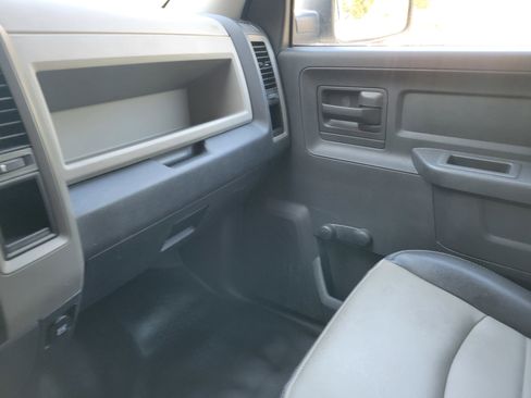 Used 2009 Dodge Ram 1500 Truck ST image 18