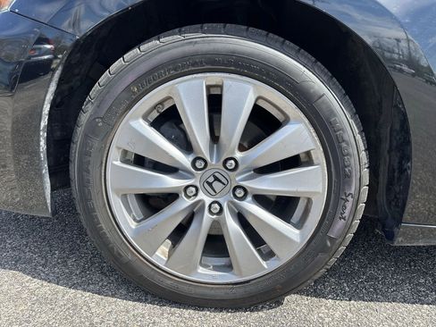 Used 2012 Honda Accord EX image 19