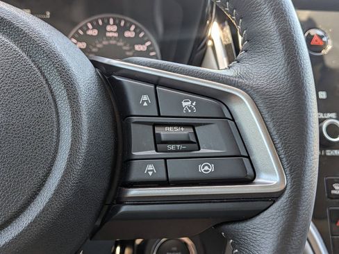 Used 2025 Subaru Outback Premium image 34