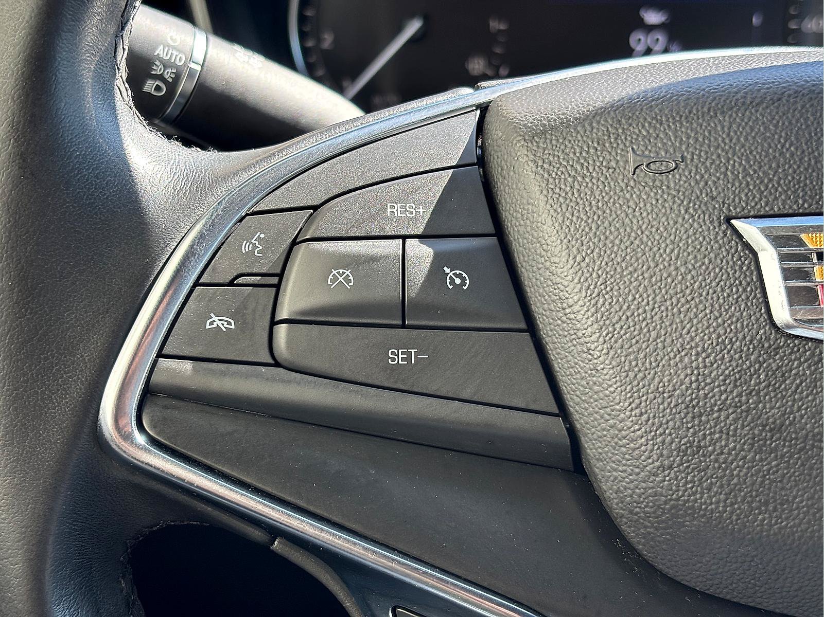 Used 2020 Cadillac XT5 Luxury FWD image 32