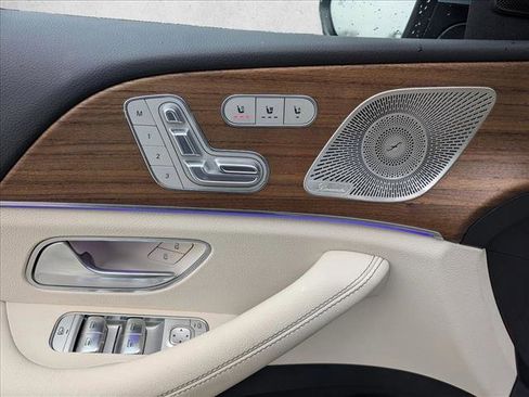 Certified 2025 Mercedes-Benz GLE 350 4MATIC image 18