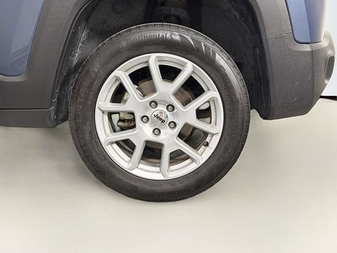 Used 2022 Jeep Renegade Latitude w/ Convenience Group AWD/4WD image 31