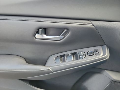 Certified 2023 Nissan Sentra SV w/ All-Weather Package FWD image 17