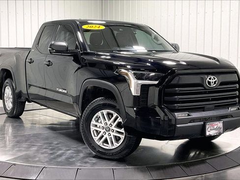 Used 2024 Toyota Tundra SR5 w/ SR5 Premium Package AWD/4WD image 3