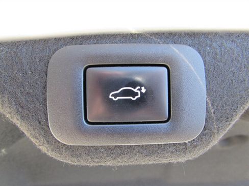 Used 2021 Lexus ES 300h w/ Accessory Package FWD image 29