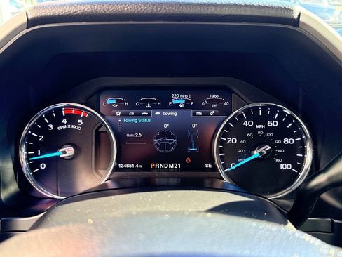 Used 2019 Ford F250 Lariat w/ Lariat Ultimate Package image 22