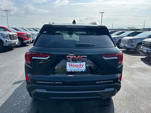 New 2026 GMC Terrain Elevation w/ Elevation Premium Package AWD/4WD image 8