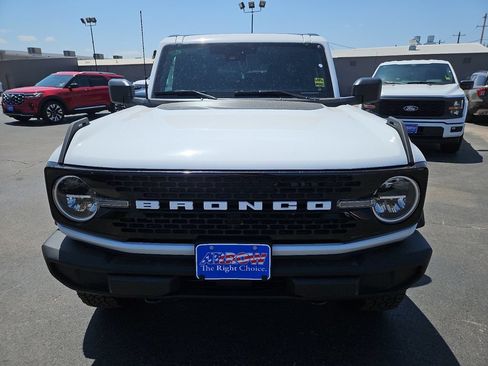 New 2026 Ford Bronco Big Bend w/ Black Appearance Package AWD/4WD image 3
