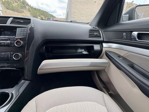 Used 2018 Ford Explorer 4WD image 27