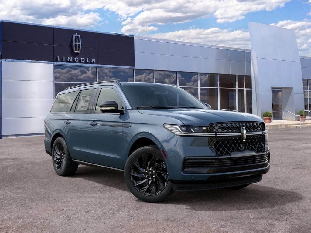 New 2027 Lincoln Navigator Reserve w/ Jet Appearance Package AWD/4WD image 4
