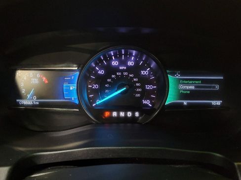 Used 2018 Ford Explorer XLT w/ Equipment Group 202A image 23