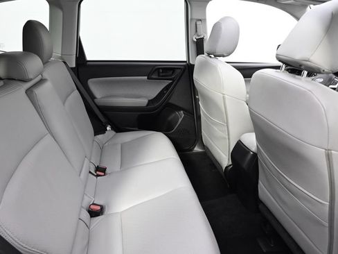 Used 2018 Subaru Forester 2.5i Premium AWD/4WD image 14