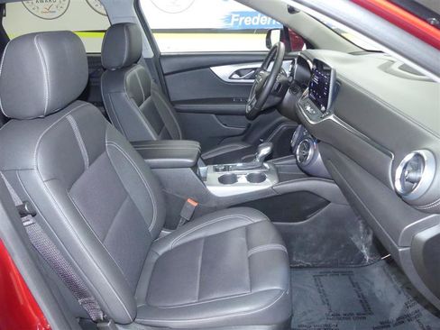 Used 2023 Chevrolet Blazer LT AWD/4WD image 8