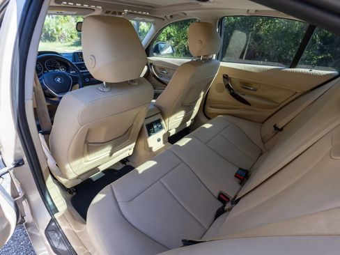 Used 2014 BMW 328i Sedan RWD image 11