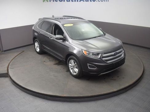 Used 2016 Ford Edge SEL w/ Equipment Group 201A image 2