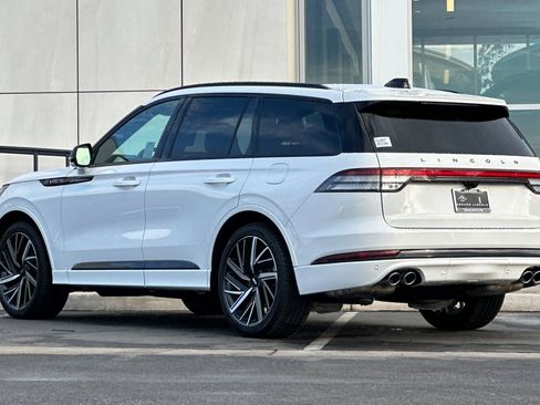 New 2026 Lincoln Aviator Black Label w/ Jet Appearance Package image 5