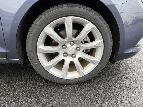 Used 2015 Buick LaCrosse Premium image 32