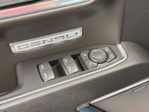 Used 2023 GMC Sierra 1500 Denali w/ Denali Reserve Package image 10
