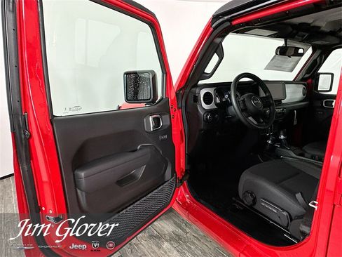 New 2026 Jeep Gladiator Sport image 20