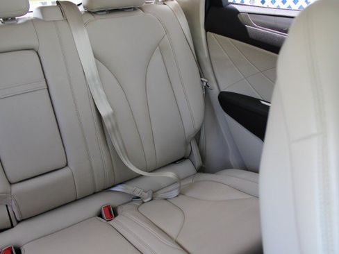 Used 2018 Lincoln MKC Premiere FWD image 35
