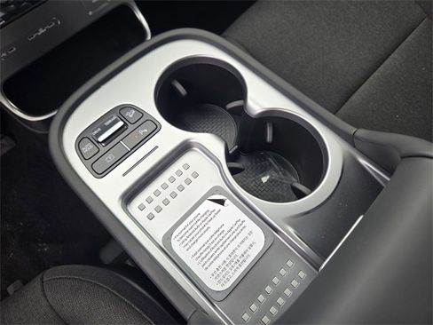 New 2026 Hyundai Ioniq 9 SE image 17