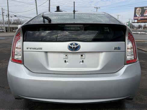 Used 2014 Toyota Prius Two image 4