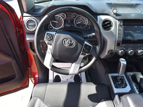 Used 2017 Toyota Tundra SR5 w/ TRD Off Road Package AWD/4WD image 18