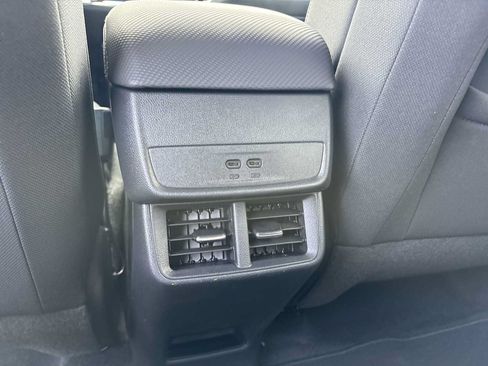 New 2026 Chevrolet Equinox LT w/ Safety and Technology Package AWD/4WD image 21