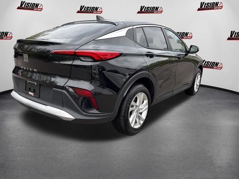 Used 2024 Buick Envista Preferred w/ Convenience II Package FWD image 4