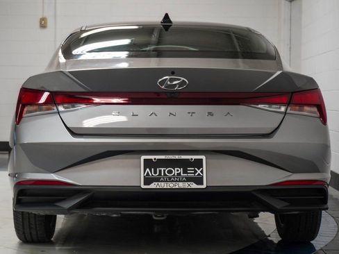 Used 2022 Hyundai Elantra SEL image 34