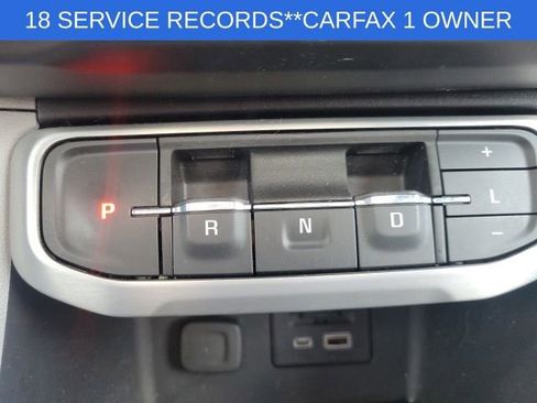 Used 2021 GMC Acadia SLT image 35