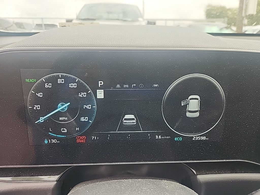 Certified 2024 Kia Niro Wind FWD image 21