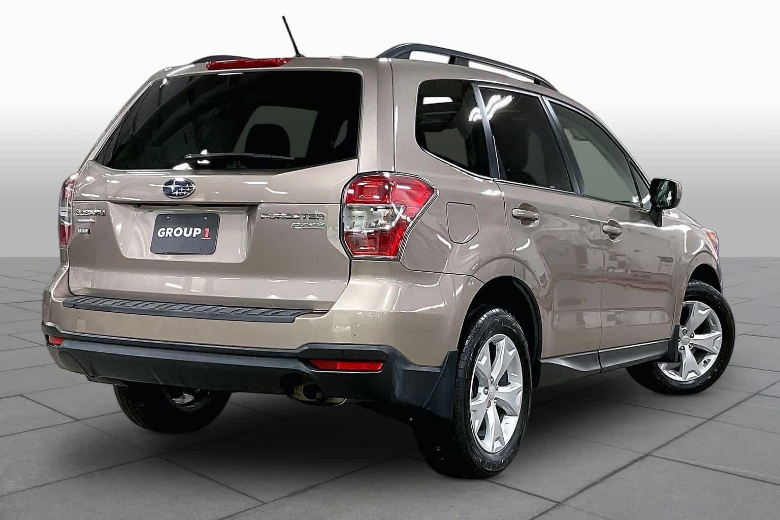 Used 2015 Subaru Forester 2.5i Premium AWD/4WD image 12