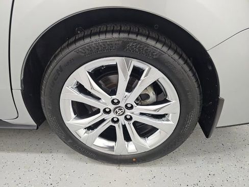 Certified 2022 Toyota Sienna Platinum FWD image 11