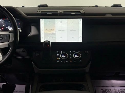 Used 2023 Land Rover Defender 130 X-Dynamic SE image 24