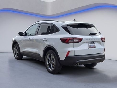 New 2025 Ford Escape ST-Line w/ Cold Weather Package image 3