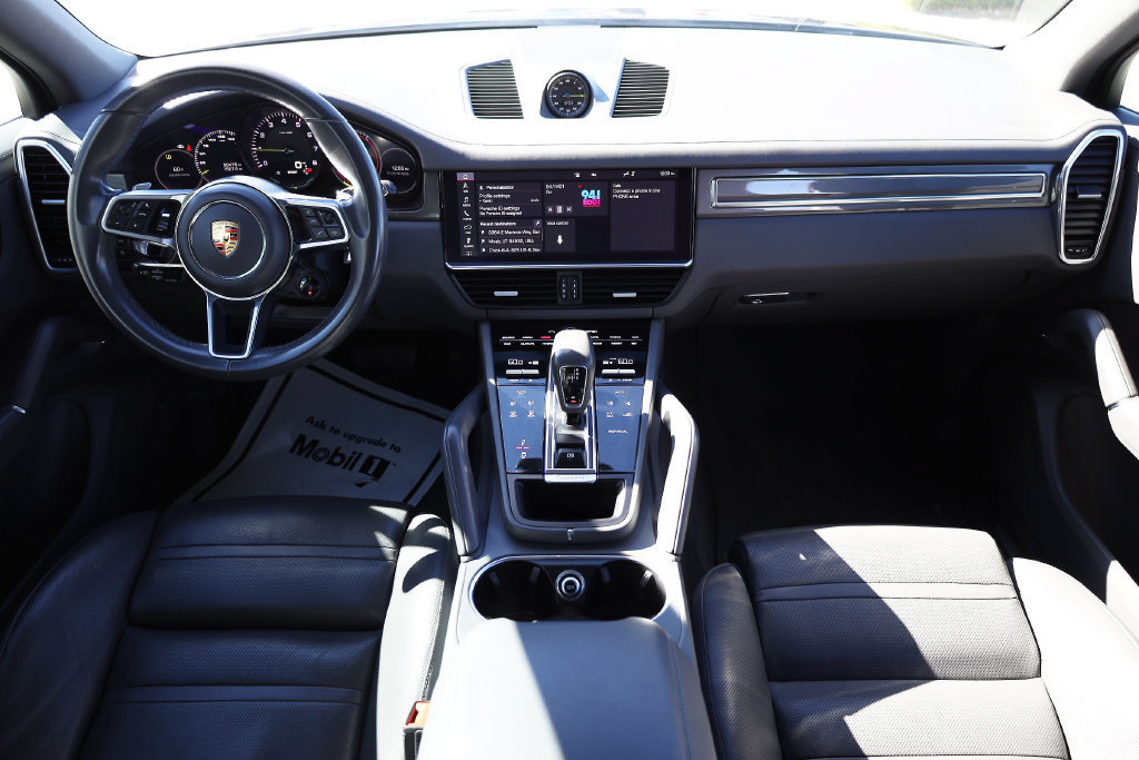 Used 2020 Porsche Cayenne E-Hybrid AWD/4WD image 22
