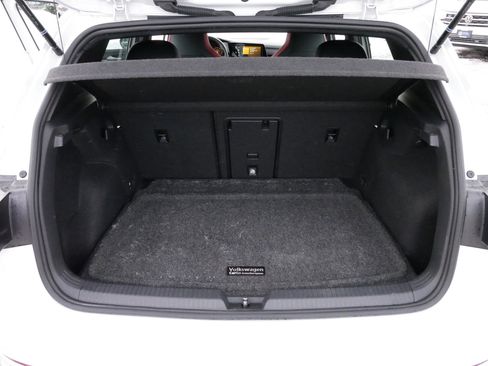 Certified 2023 Volkswagen GTI SE image 18